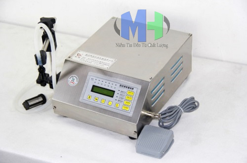 M&aacute;y chiết r&oacute;t dạng lỏng 1 v&ograve;i