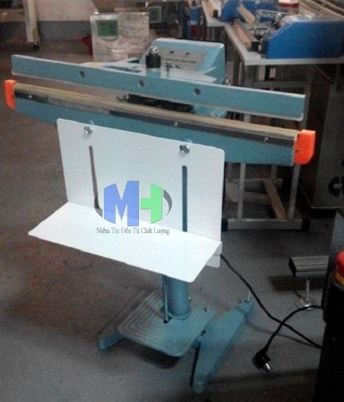 Máy hàng miệng túi dậm chân PFS-800