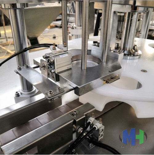 Máy viền mí lon tự động