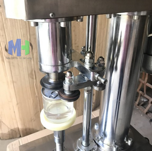 Máy viền mí lon bán tự động