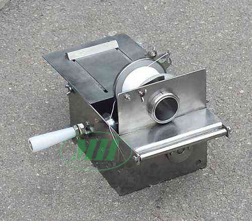 máy buộc chỉ xúc xích