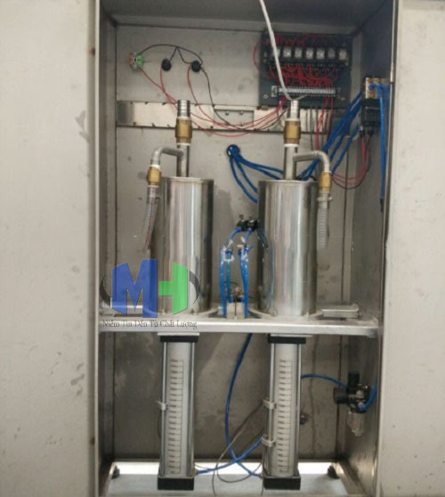 Máy Chiết Rót 2 Vòi Nén Khí 1000 - 5000 ml (MHCR-A20)