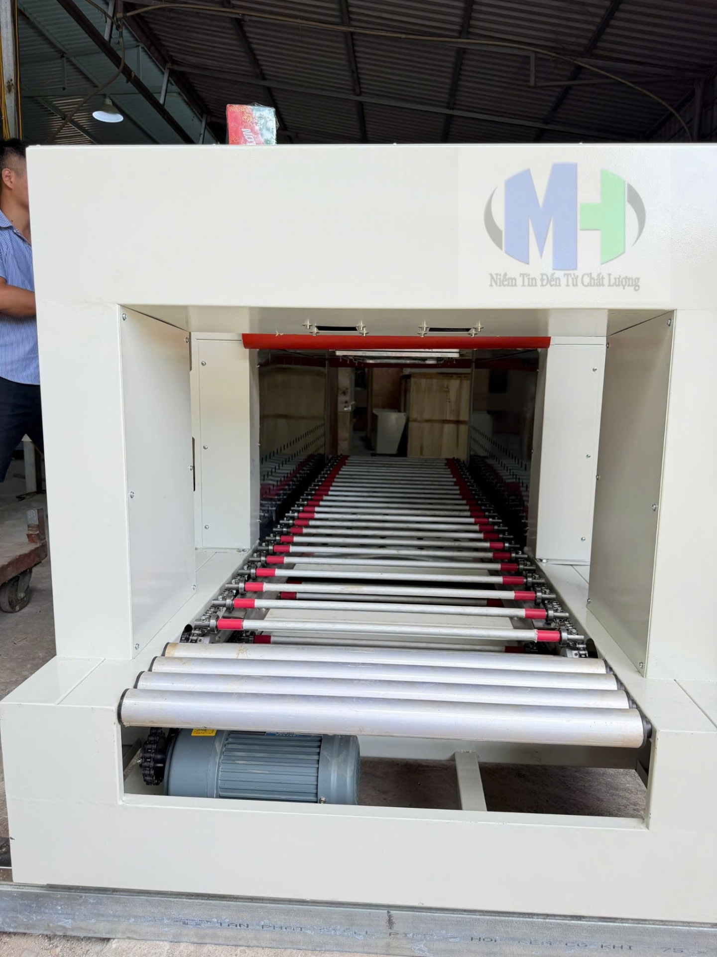 Máy Co Màng Nhiệt Cỡ Lớn - 7050